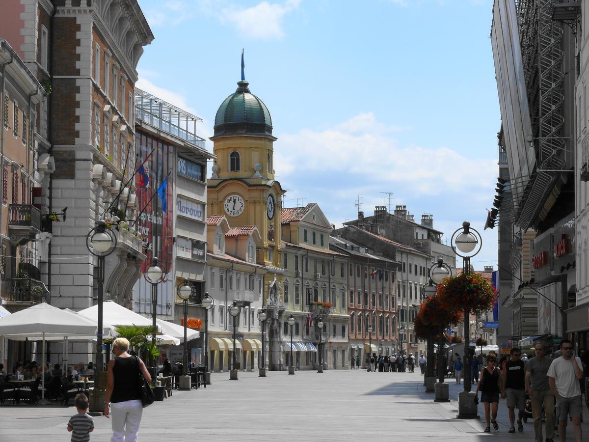 Hostel Morcic Rijeka Exterior photo